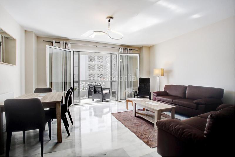 Foto 74fac596-e25a-43c4-bdd8-b2c8682c12d1. Alquiler apartamento  en alquiler en playas del duque, en Marbella