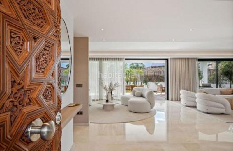 Foto 036f9d79-8e1c-4bc3-aed8-81fd7acf94cc. Haus mit parking pool in La Dama de Noche - La Alzambra Marbella