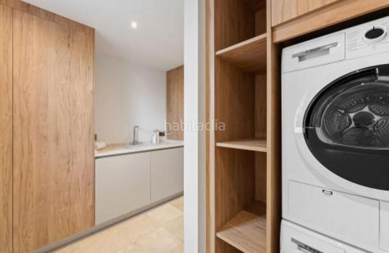 Foto 348fe14a-bb10-473d-8cb3-dd89591dfea9. Haus mit parking pool in La Dama de Noche - La Alzambra Marbella