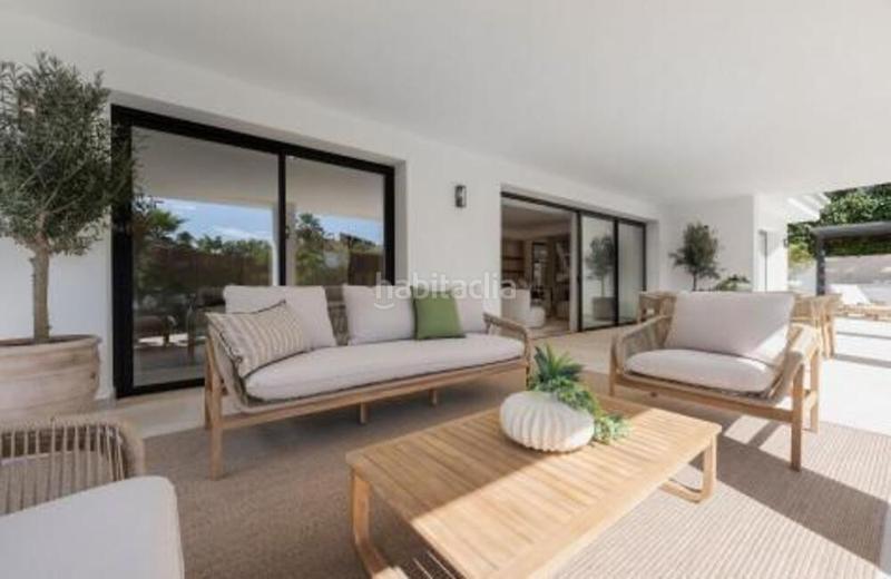 Foto 6c0a3da9-555e-4cdf-8269-f14d9e021196. Haus mit parking pool in La Dama de Noche - La Alzambra Marbella