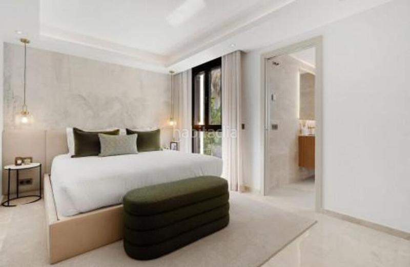 Foto e32ff9da-d7b3-4363-b52b-d8a933a6e206. Haus mit parking pool in La Dama de Noche - La Alzambra Marbella