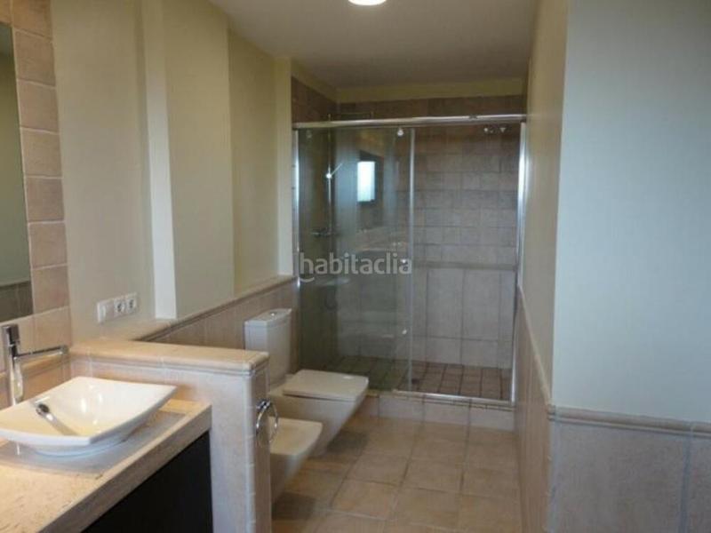 Foto 33d55761-d99f-4900-af4e-ad22e079438d. Affitto casa con parcheggio piscina in los arqueros - puerto del almendro Benahavís