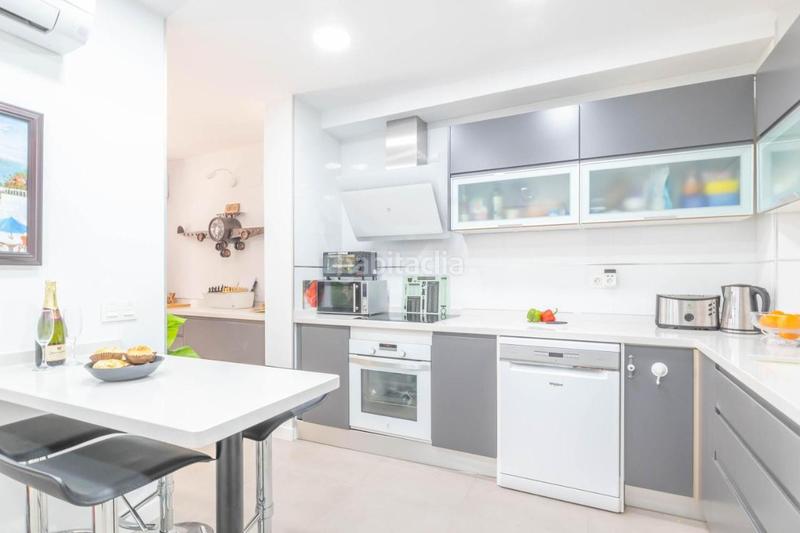 Foto bea01d5f-07b0-42e5-bed7-2485613df154. Alquiler casa adosada en aduar 28 lujo en Casco Antiguo Marbella