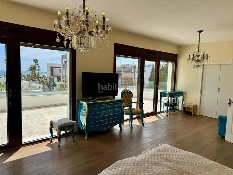 Foto 094e886b-b1c2-4cf3-b736-3bbd4ad9c3ab. Alquiler casa en pablo ruiz picasso(ctjo b 29 lujo en Marbella