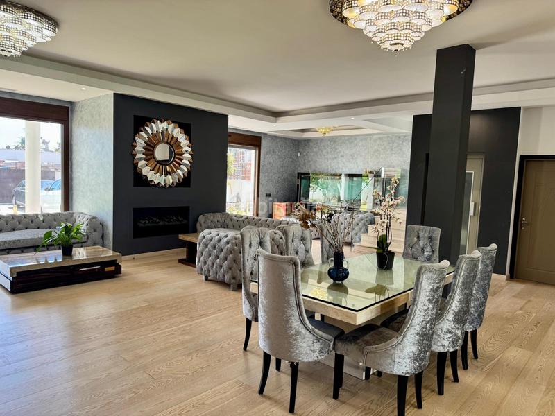 Foto 4593161e-d77a-4cc1-b813-788c80a432d8. Alquiler casa en pablo ruiz picasso(ctjo b 29 lujo en Marbella