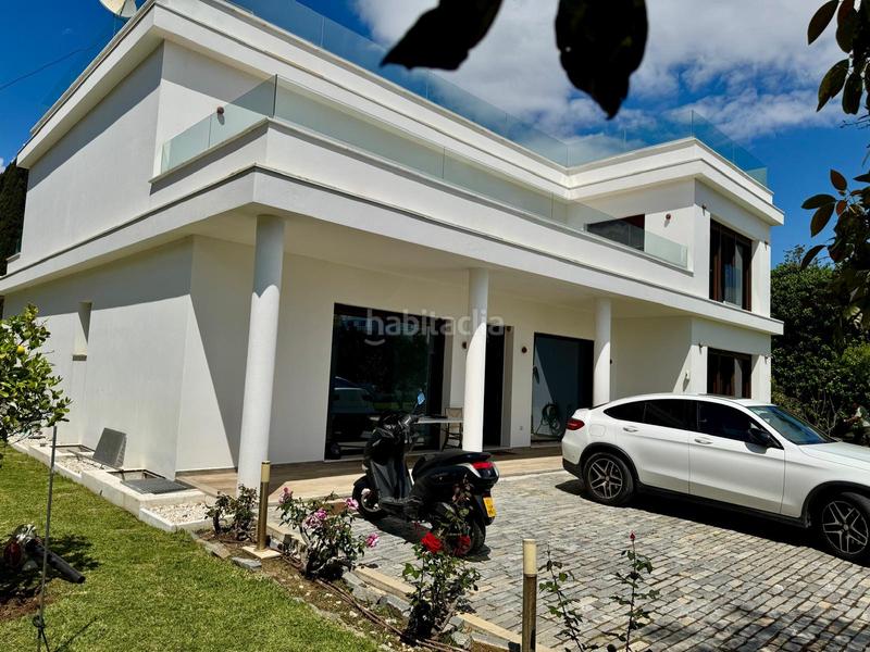 Foto 87ed61d1-bb55-42ff-bdcc-ec8b0e2d5a83. Alquiler casa en pablo ruiz picasso(ctjo b 29 lujo en Marbella