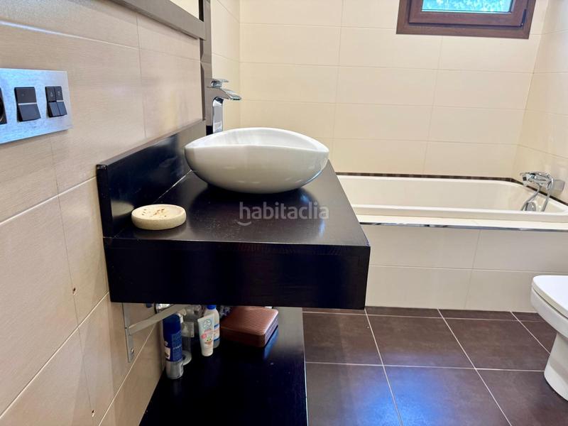 Foto f1ba2b9d-5d9d-4686-ae97-776c28bc0c38. Miete haus in pablo ruiz picasso(ctjo b 29 in Nueva Alcántara Marbella