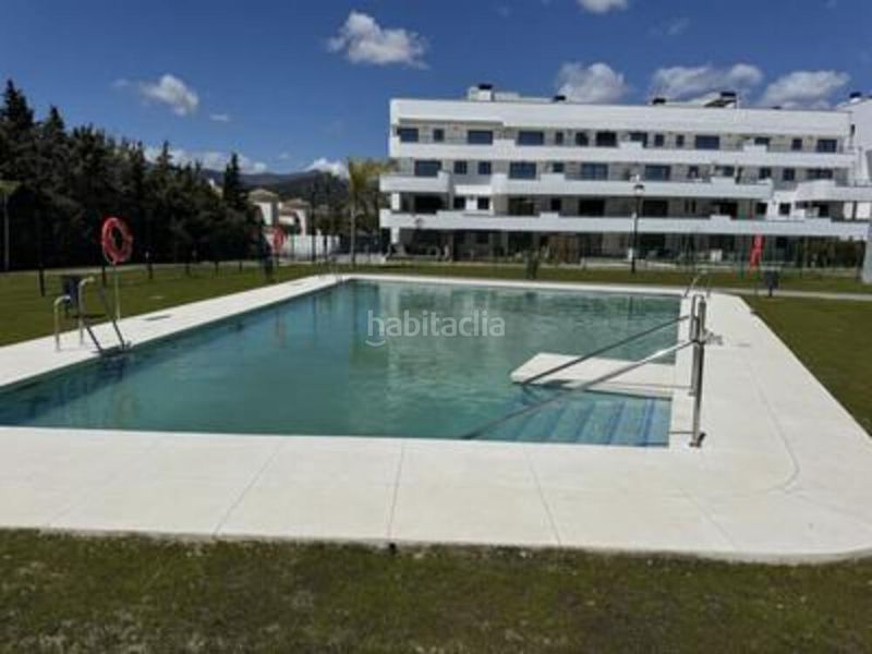 Foto d866f44c-7ee7-4c0a-8eea-d7ab7a3ce9ee. Lloguer àtic amb aparcament piscina a La Concha - Resina Golf Estepona
