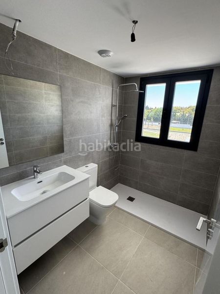 Foto db01f732-381b-453a-9a56-ca1b4788af80. Lloguer àtic amb aparcament piscina a La Concha - Resina Golf Estepona