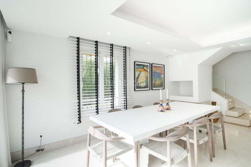 Foto 74cbf1f4-2416-4cb8-8dbf-9696c3bd049a. Casa pareada en Las Lomas de Río Verde Marbella