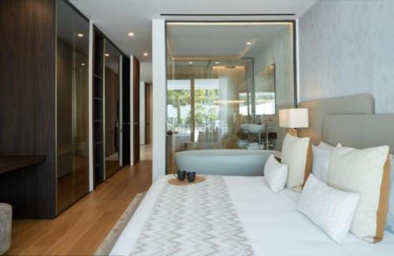 Foto 3ae55b05-a45c-4327-9274-8b12bd08b569. Planta baixa amb aparcament piscina a Las Lomas de Río Verde Marbella