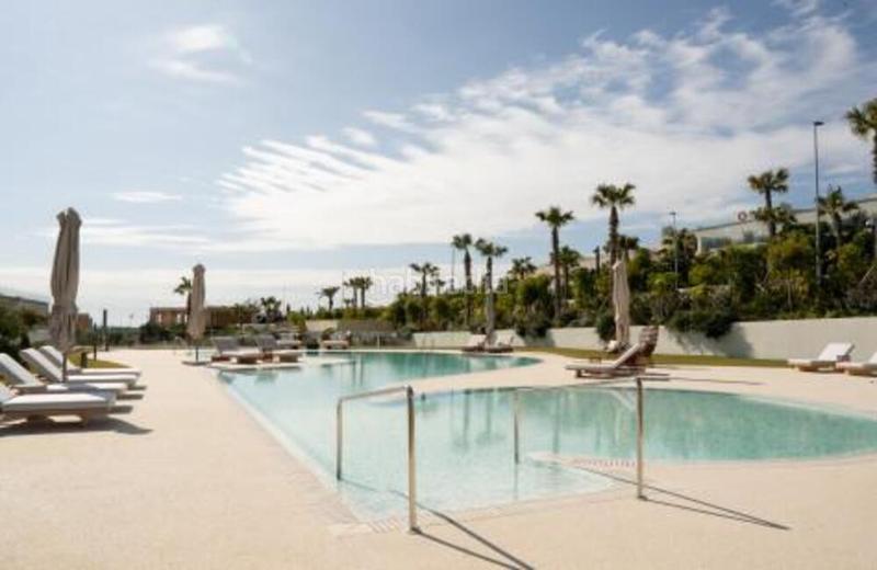 Foto 7587cc56-9421-456e-a724-edb8f36a81ef. Planta baixa amb aparcament piscina a Las Lomas de Río Verde Marbella