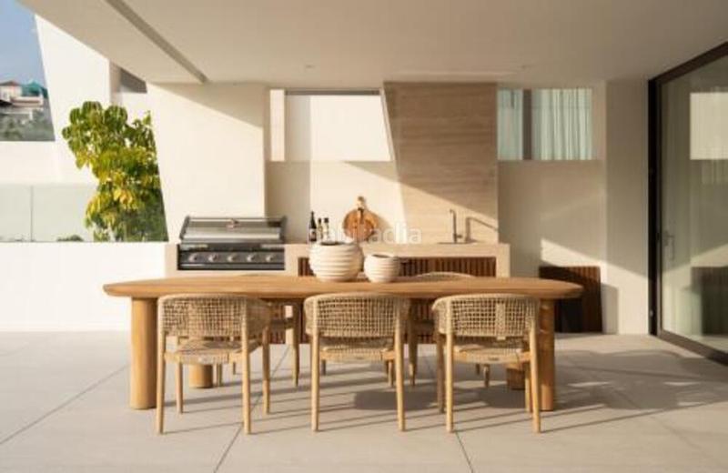 Foto 2150c73e-ae7c-456f-9436-0128b02c8381. Affitto piano terra con parcheggio piscina in Las Lomas de Río Verde Marbella