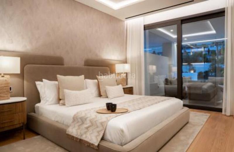 Foto 4ed437e2-99af-4474-92e5-1b8235c683c5. Location rez-de-chaussée avec parking piscine dans Las Lomas de Río Verde Marbella