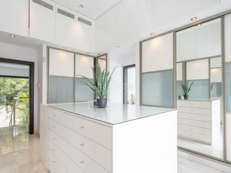 Foto 76fddd71-0fb0-46a6-9950-5930163ba84a. Affitto casa con parcheggio piscina in Las Brisas Marbella