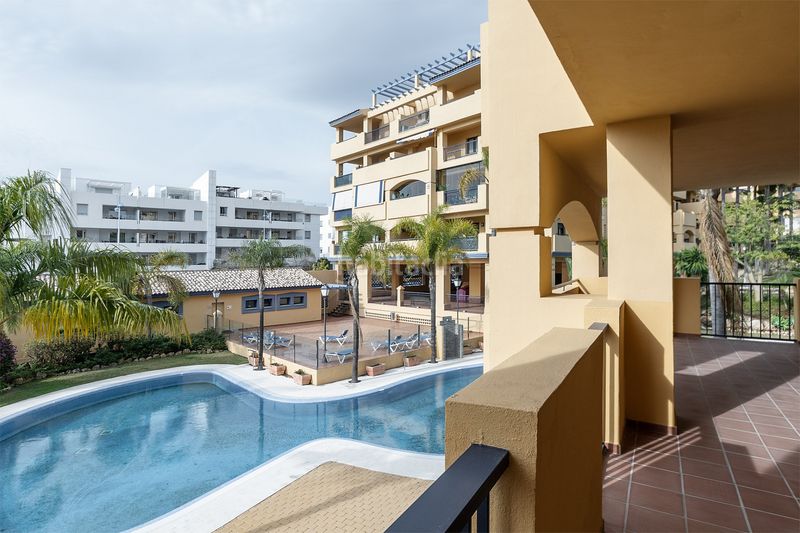 Foto f7af7bfa-ae12-4b56-9acb-9f14f767ebb6. Lloguer apartament amb calefacció aparcament piscina a Marbella
