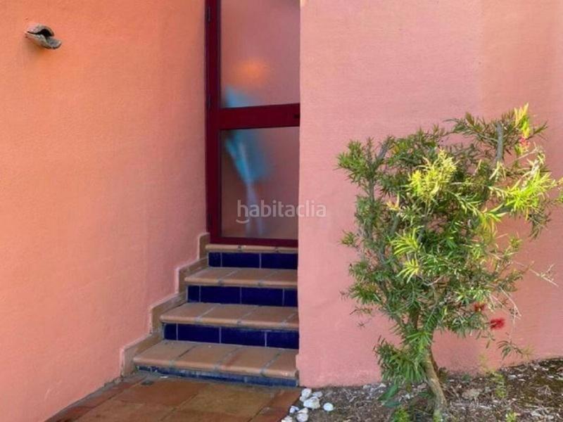 Foto 1cee327b-179a-4f8e-8e95-4d903b18568f. Ground floor with heating parking pool in Elviria Marbella