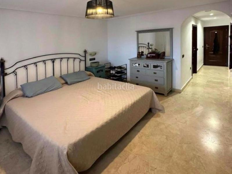 Foto 89ce5065-c2ae-4ac5-815e-52df8d7efacc. Ground floor with heating parking pool in Elviria Marbella