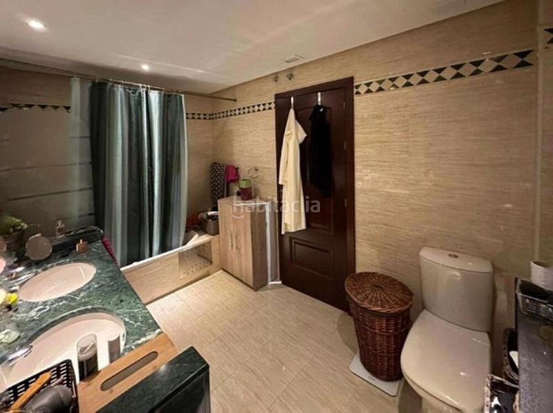 Foto 62305d5c-846a-41fb-abd2-ea8c7ecb2524. Planta baixa amb calefacció aparcament piscina a Marbella