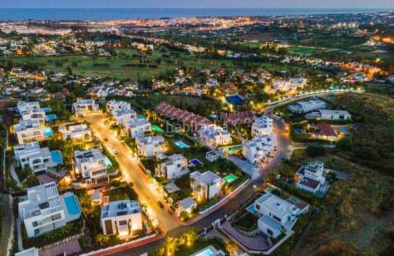 Foto 387c2d57-7b37-449b-a77a-665ce38742f3. Haus mit parking pool in Los Naranjos Marbella