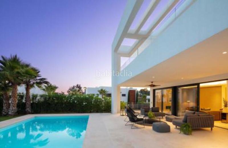 Foto 7d92cad1-0493-403e-9a4a-8ccb684ddfec. Haus mit parking pool in Los Naranjos Marbella