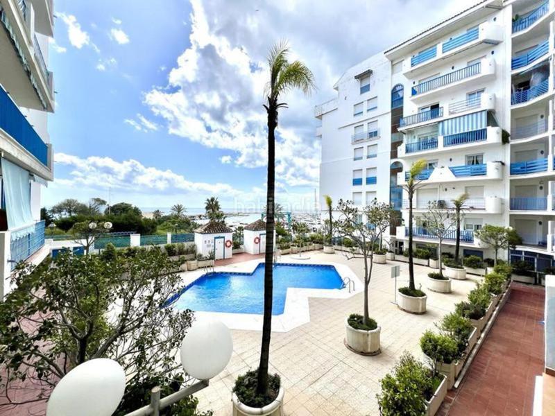 Foto 15cfcad4-2596-4f1e-a26e-c8e69ba701f5. Appartement mit pool in puerto de Estepona Estepona