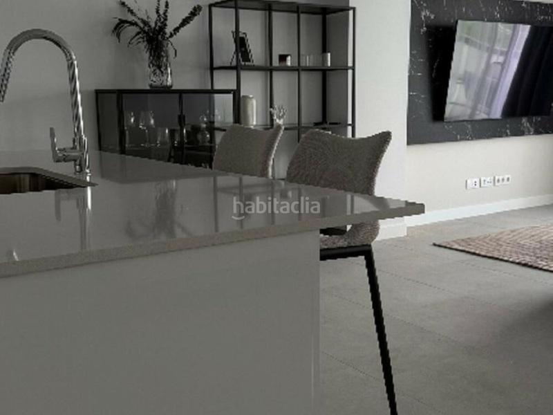 Foto c3490997-5d8d-4e30-b4e7-27ce3d8bc259. Location appartement avec parking piscine dans Huerta Nueva Estepona