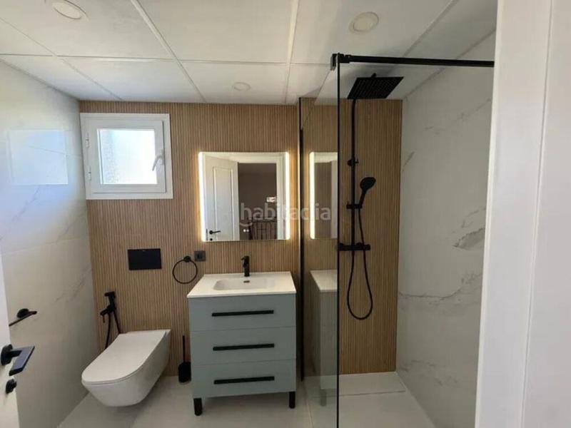 Foto b83de8fb-d3a1-4ece-86c9-29a6e1ae91bf. Lloguer casa adossada amb aparcament piscina a Nueva Atalaya Estepona