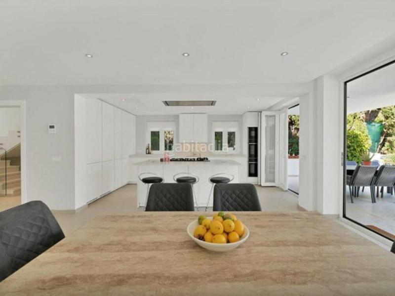 Foto 49adbaf0-8524-4d1e-ad33-4521a1736ecb. Affitto casa con parcheggio piscina in Nueva Andalucía centro Marbella