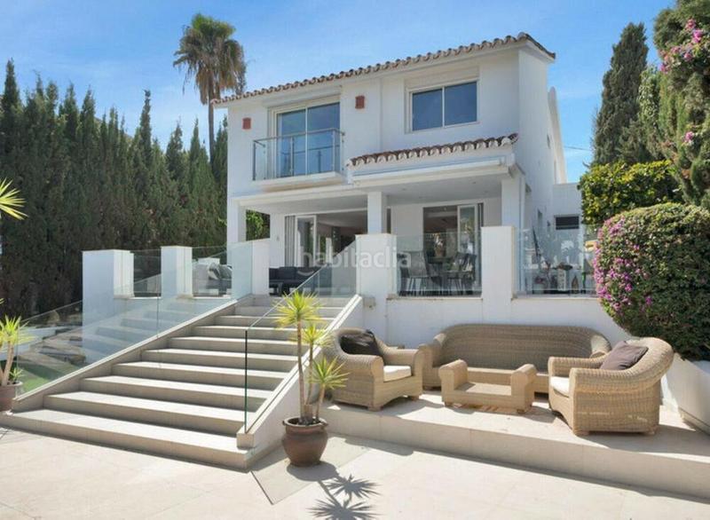 Foto d0102ee1-ff3f-401e-9040-dcc226d9ecdd. Affitto casa con parcheggio piscina in Nueva Andalucía centro Marbella