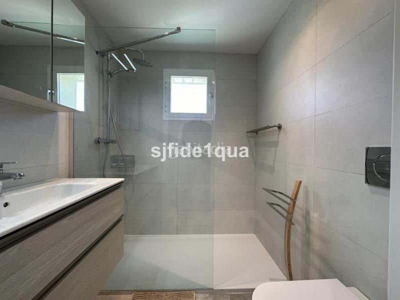 Foto 61dcbf3e-fe7b-4d89-9223-2f30ddc4d146. Casa a Estepona golf Estepona