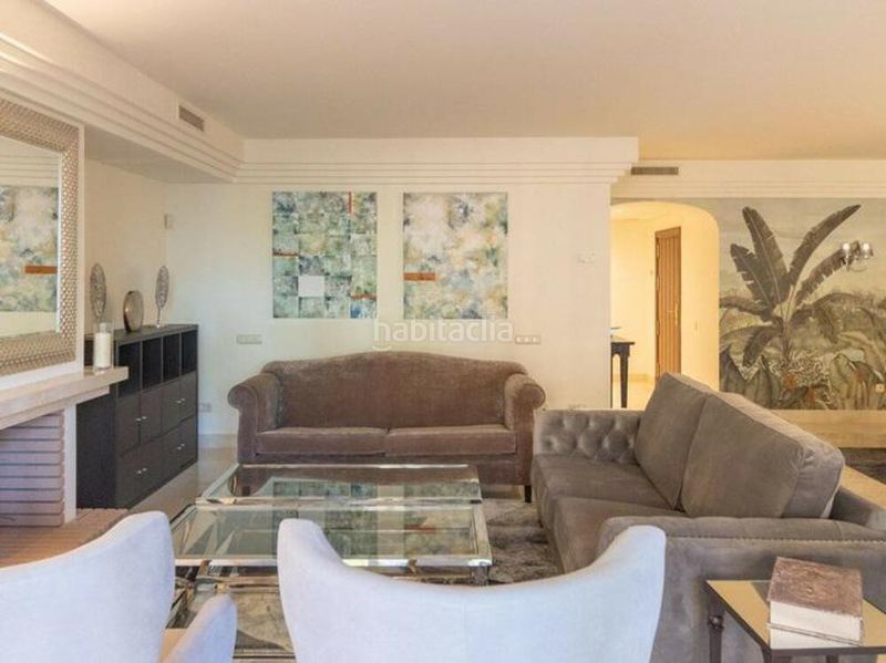 Foto 4e63d212-7f64-4963-bfe8-38b20b7e40ab. Lloguer apartament amb piscina a Nueva Andalucía centro Marbella