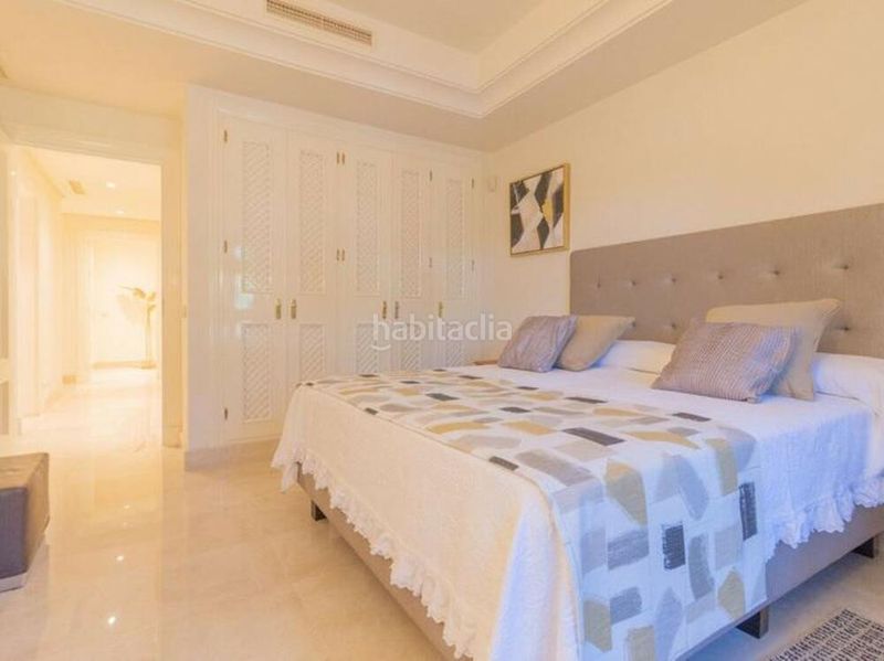 Foto cc13928a-f10b-4758-9a43-eda4898b395a. Lloguer apartament amb piscina a Nueva Andalucía centro Marbella