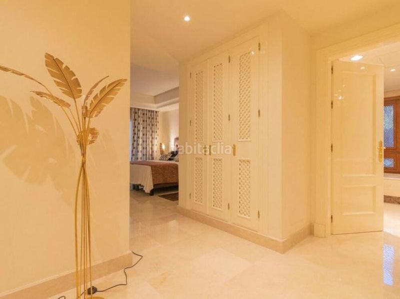 Foto df2445e3-4ada-47c6-b6cf-4351974107d2. Lloguer apartament amb piscina a Nueva Andalucía centro Marbella