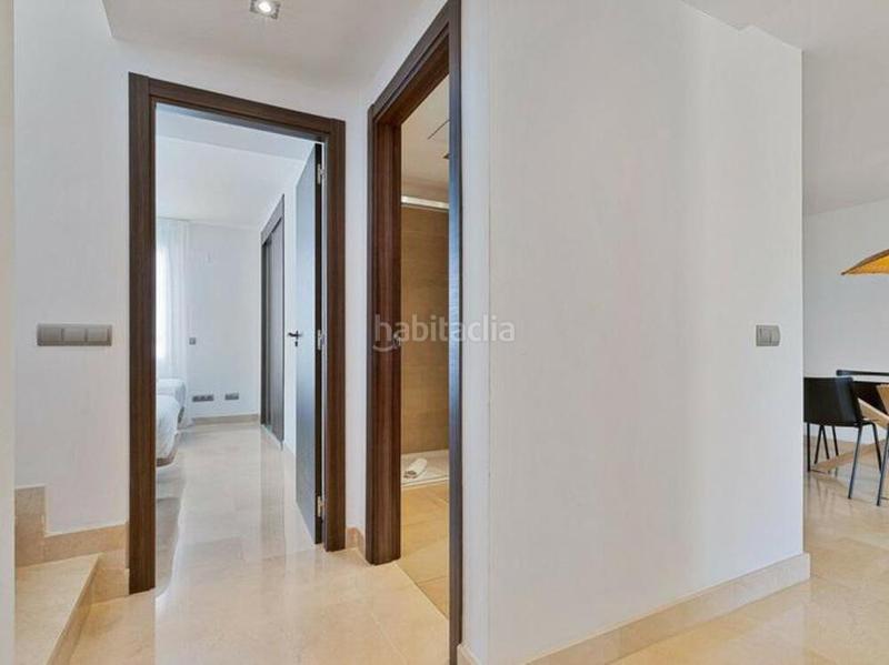 Foto 4e95ac0a-6432-4aed-9066-fca7eb08131d. Àtic amb calefacció aparcament piscina a Nueva Alcántara Marbella