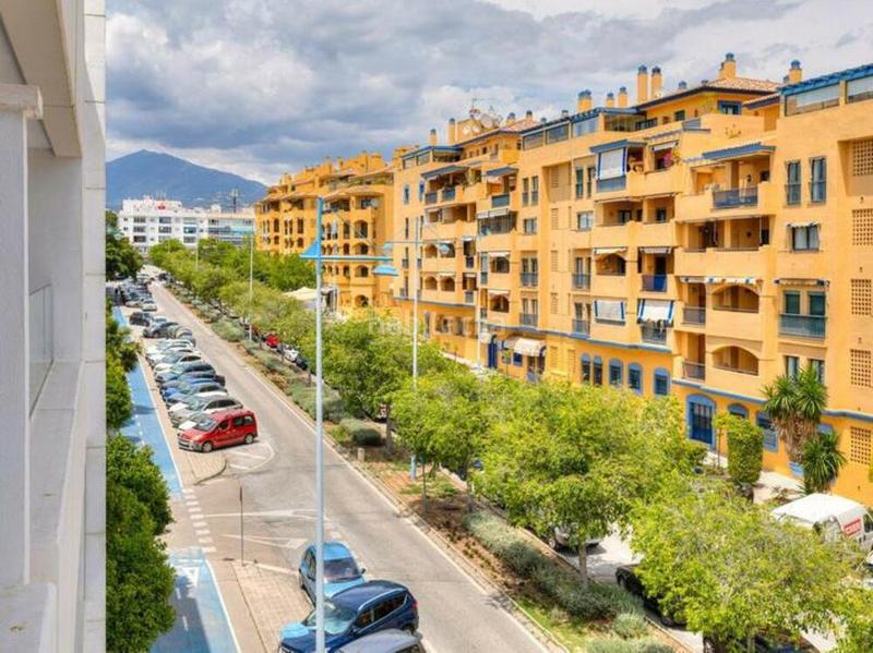 Foto d5979cf1-5e14-4b1c-9e8d-e740428fb42f. Àtic amb calefacció aparcament piscina a Nueva Alcántara Marbella