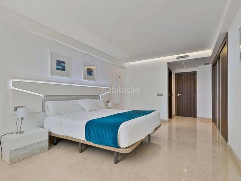 Foto 6fea2885-36d1-4581-a7e3-62eda16b2987. Penthouse with heating parking pool in Nueva Alcántara Marbella