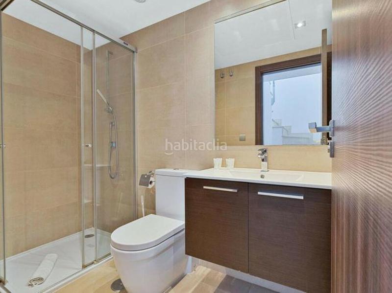 Foto 738d7c3c-67d3-4a6d-a70c-242ff6f79102. Penthouse with heating parking pool in Nueva Alcántara Marbella