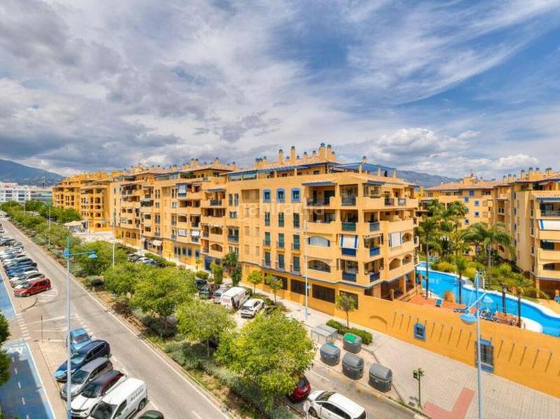 Foto 7feace76-5876-43a6-b26d-6d626c05c6f6. Penthouse with heating parking pool in Nueva Alcántara Marbella