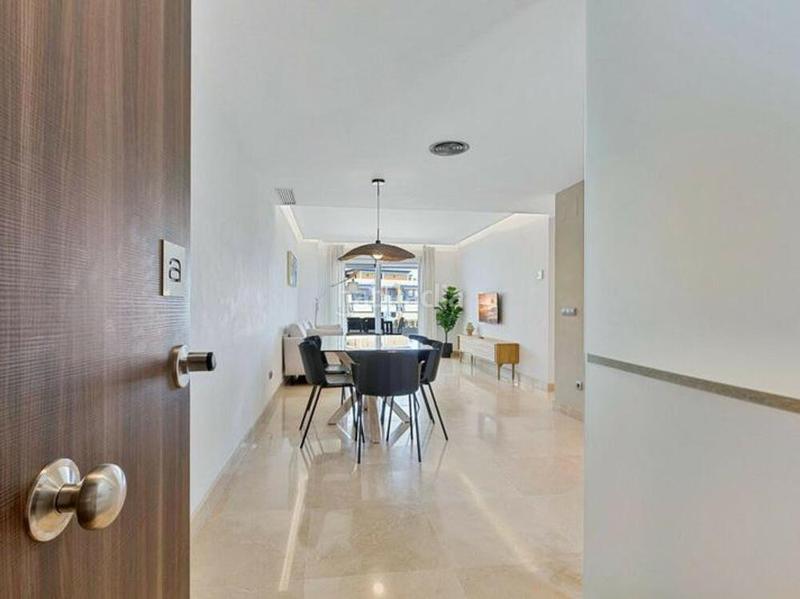 Foto 88b401a1-64db-4ea2-a381-2cf68d9a262d. Penthouse with heating parking pool in Nueva Alcántara Marbella