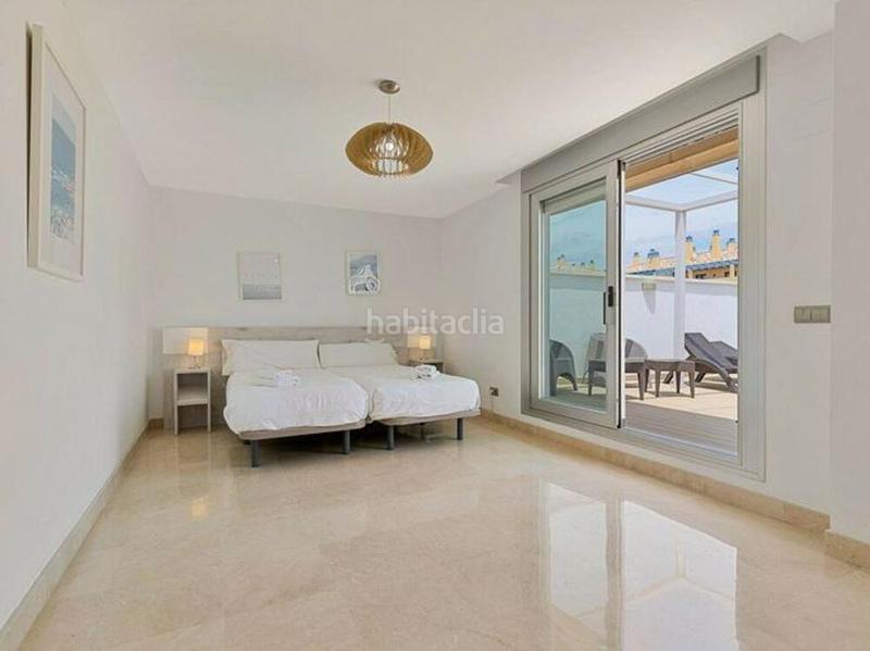 Foto d403e4fb-972d-4d83-a09f-f1213ecbc00f. Penthouse with heating parking pool in Nueva Alcántara Marbella