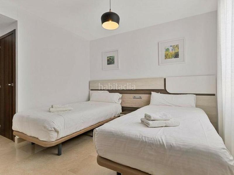 Foto fe000f1b-b6ab-4546-a62d-60a5133abcbf. Penthouse with heating parking pool in Nueva Alcántara Marbella