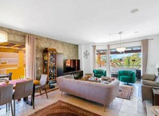 Rent Penthouse in La Alquería