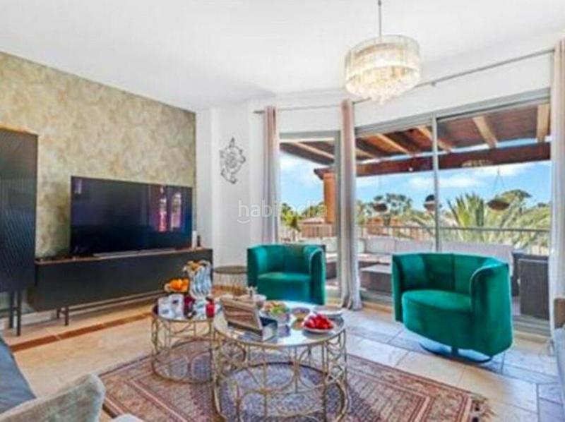 Foto fcb8f87b-b98b-4a82-883f-cfe274f76b2f. Rent penthouse with heating pool in La Alquería Benahavís