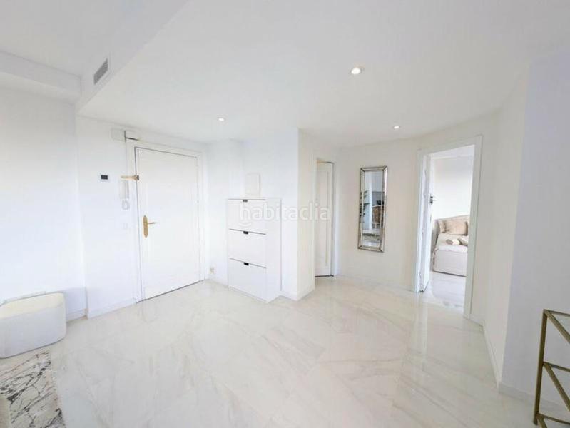 Foto 8b3fd77f-5e90-4b48-b2f8-585067f967e3. Alquiler apartamento en Benatalaya Estepona