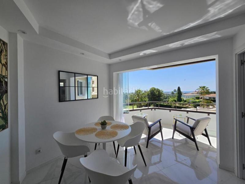 Foto a6678b7f-6a6f-45c6-a006-73b066ea7bf4. Alquiler apartamento en Benatalaya Estepona
