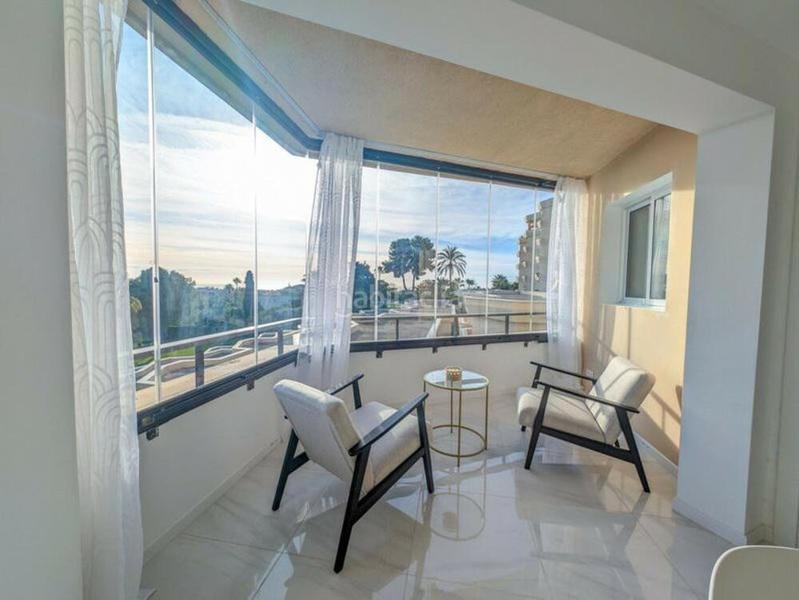 Foto b5f722bb-e6f4-42f8-a3d2-f816bdf0d878. Alquiler apartamento en Benatalaya Estepona