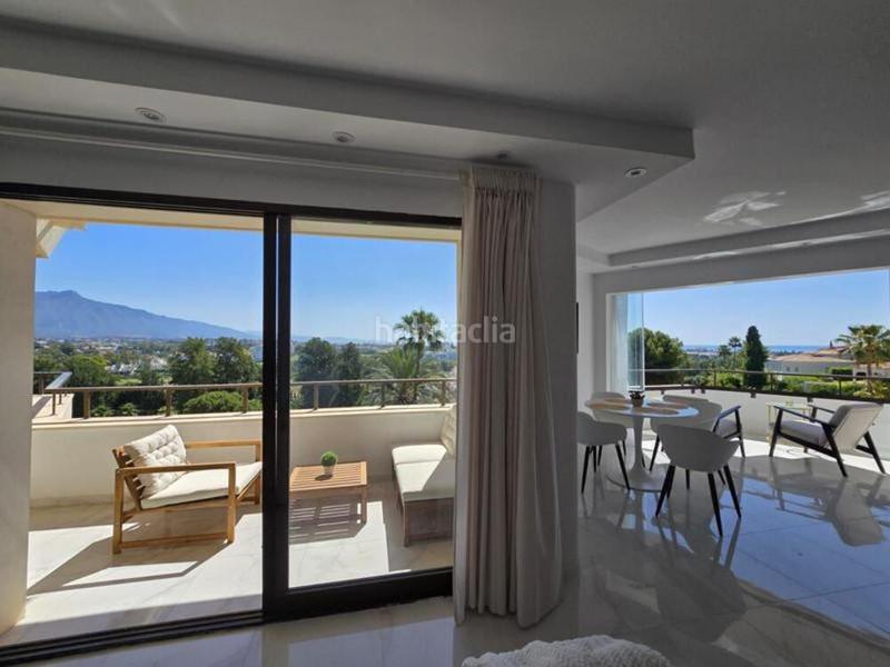 Foto 8f39f3d4-08cb-49a4-b596-8eab6cffcac5. Miete appartement mit parking pool in Benatalaya Estepona