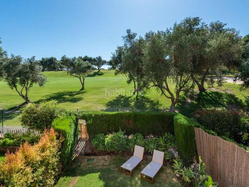 Foto 54dadbae-50d4-44bd-bfe2-c6255d1ac329. Casa a schiera con parcheggio in Las Brisas Marbella