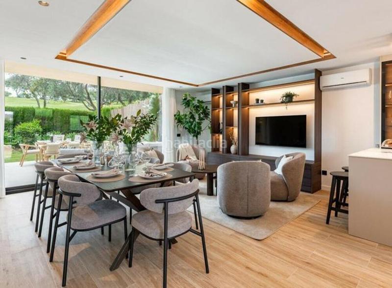 Foto fec67477-65f2-4672-aaab-dafe013372c7. Casa a schiera con parcheggio in Las Brisas Marbella